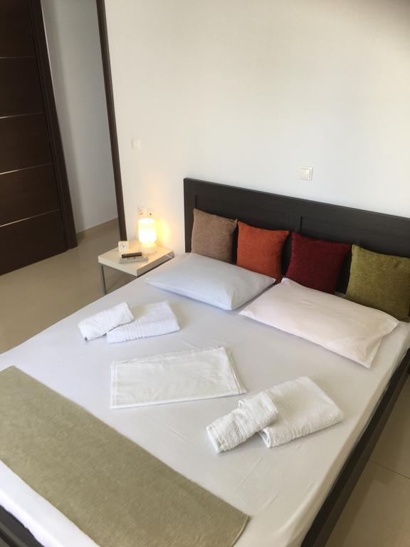 Boussetil Apartment Tinos Bagian luar foto