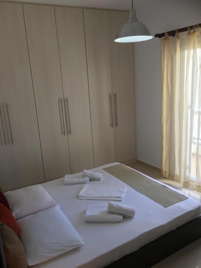 Boussetil Apartment Tinos Bagian luar foto