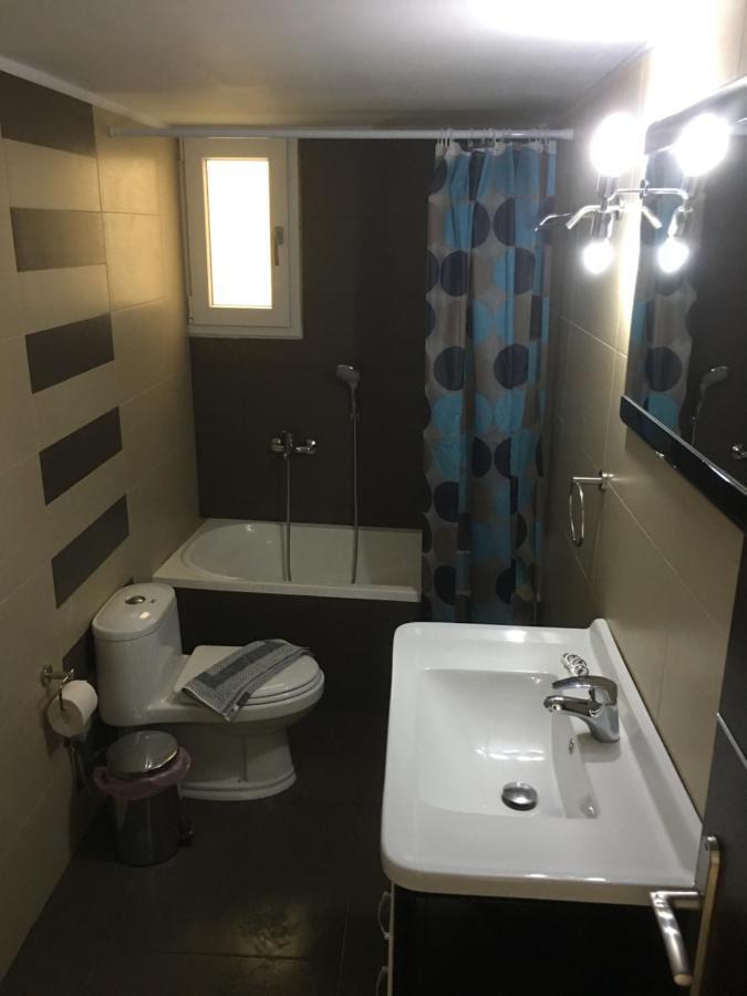 Boussetil Apartment Tinos Bagian luar foto